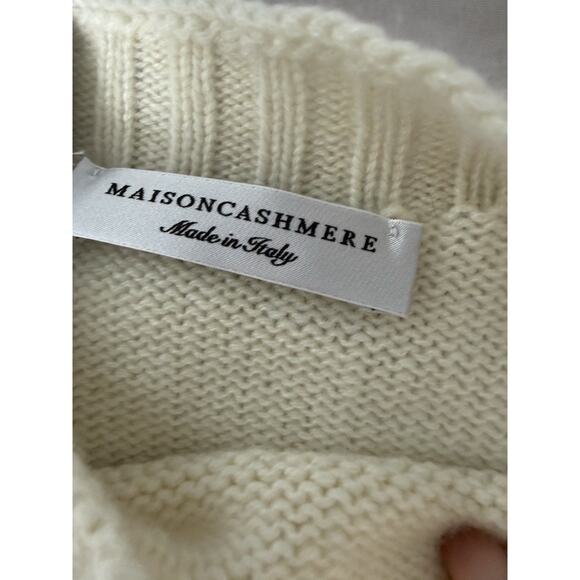 MaisonCashmere Sleeveless Cashmere Cape Sweater Vest Cream Medium - Picture 7 of 9